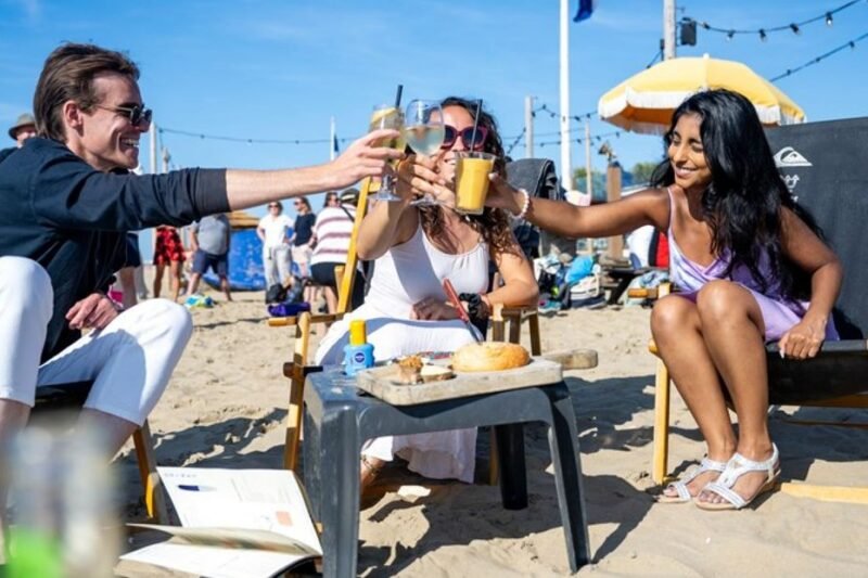 Strandtenten mogen weer (bijna) open: ‘We hebben we er echt weer zin in’