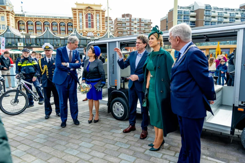 Teleurgestelde strandondernemers willen boete van vertraagde Hubertustunnel gebruiken voor evenementen