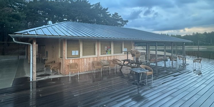 Dak erop, vergunning binnen: Strandpaviljoen Zandibar gaat binnenkort open