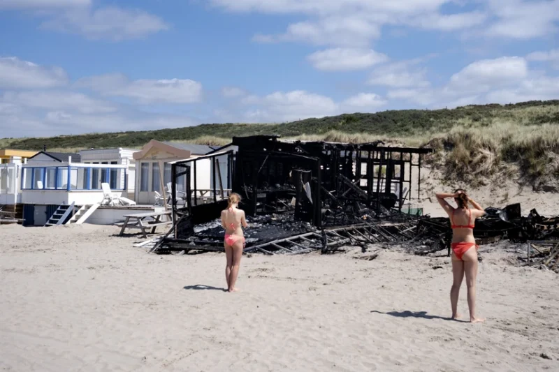 Verdachte brand strandhuisjes ook verdacht van voorbereiding van moord