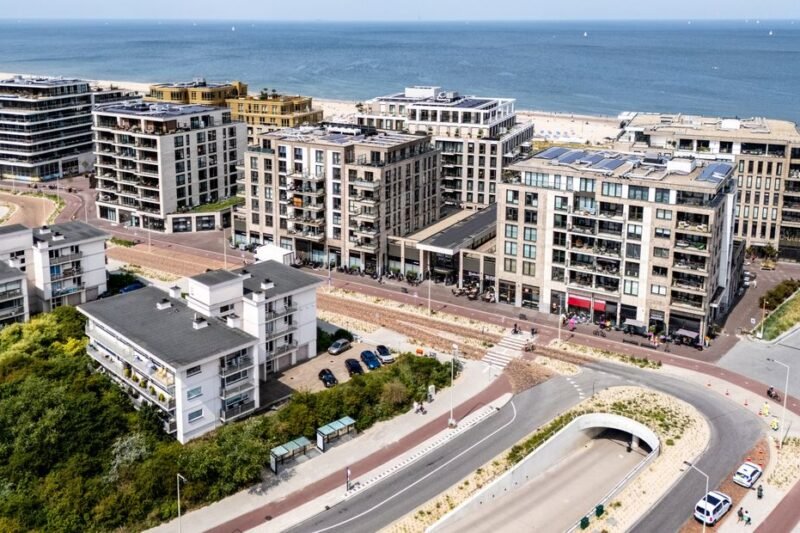 Verhuurder wil eigenaar restaurant bij strand weg hebben: ‘Kan ruim 120.000 euro huur niet betalen’