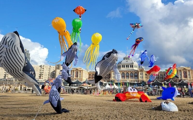 Na twee jaar afwezigheid weer Vliegerfestival op Scheveningen 